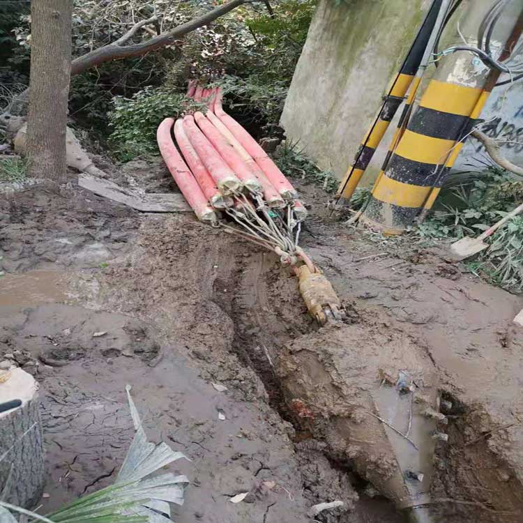 漳州拖拉管